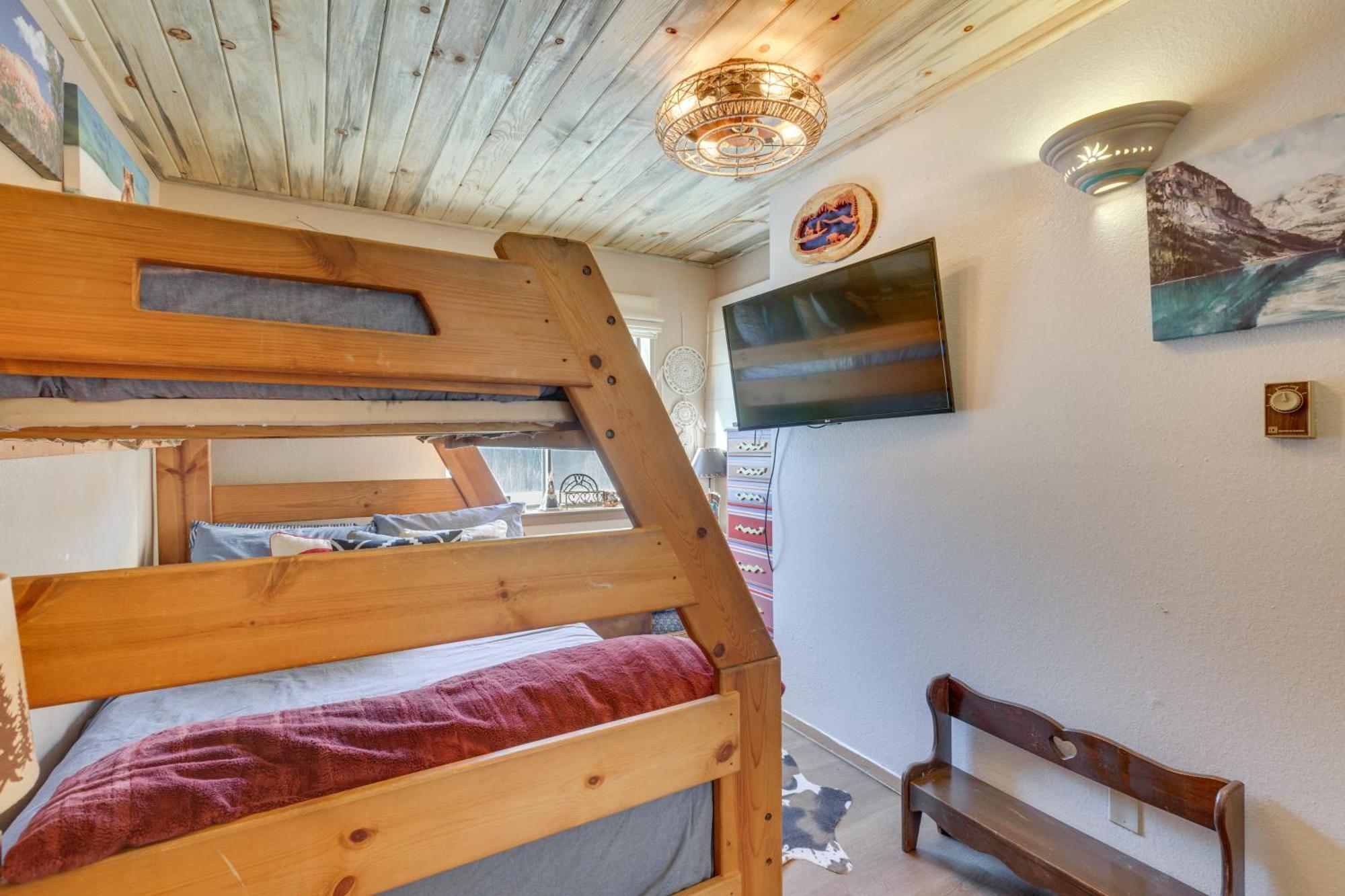 Ski-In Red River Retreat Balcony, Mountain Views! Exterior foto