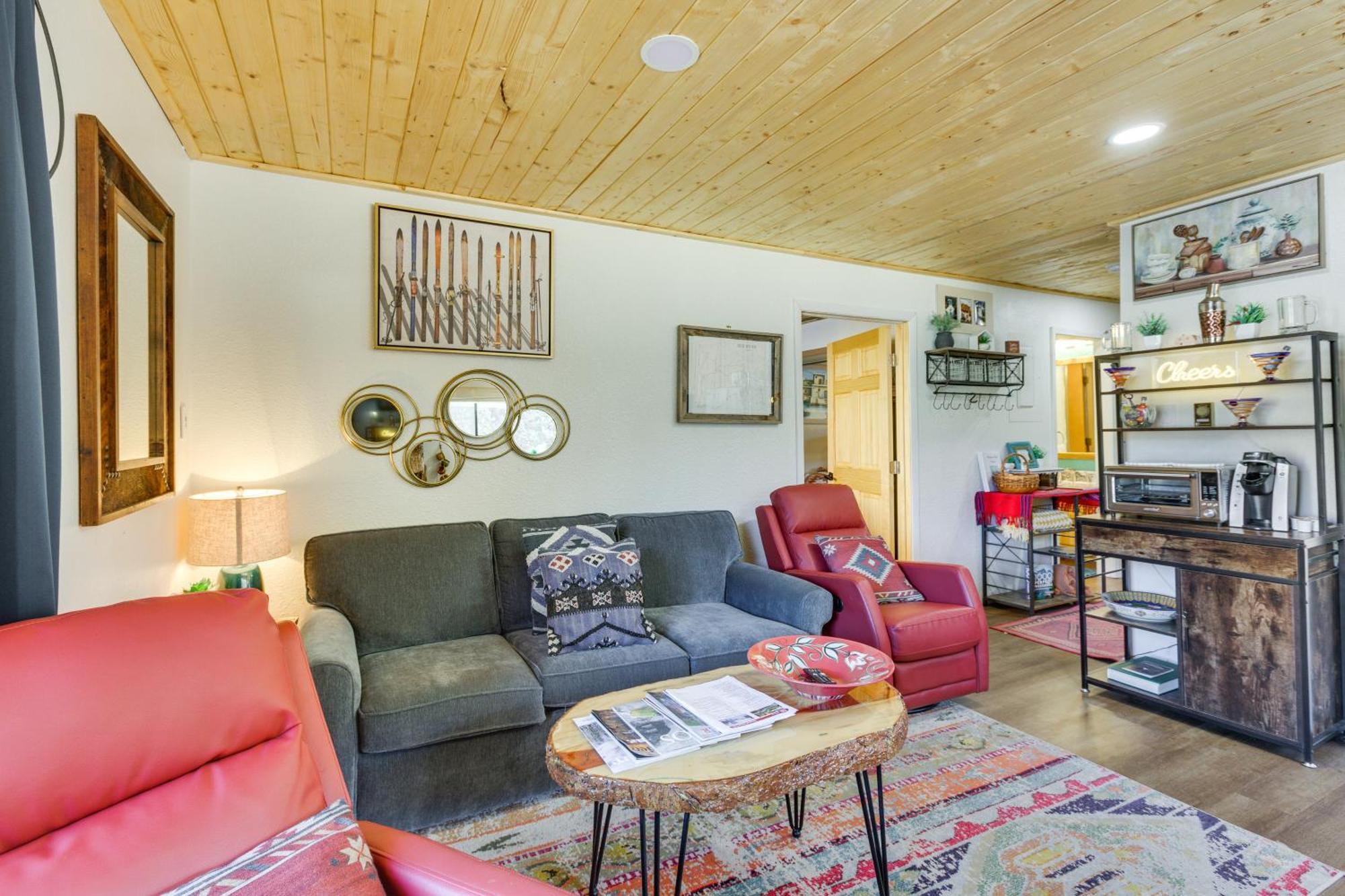 Ski-In Red River Retreat Balcony, Mountain Views! Exterior foto