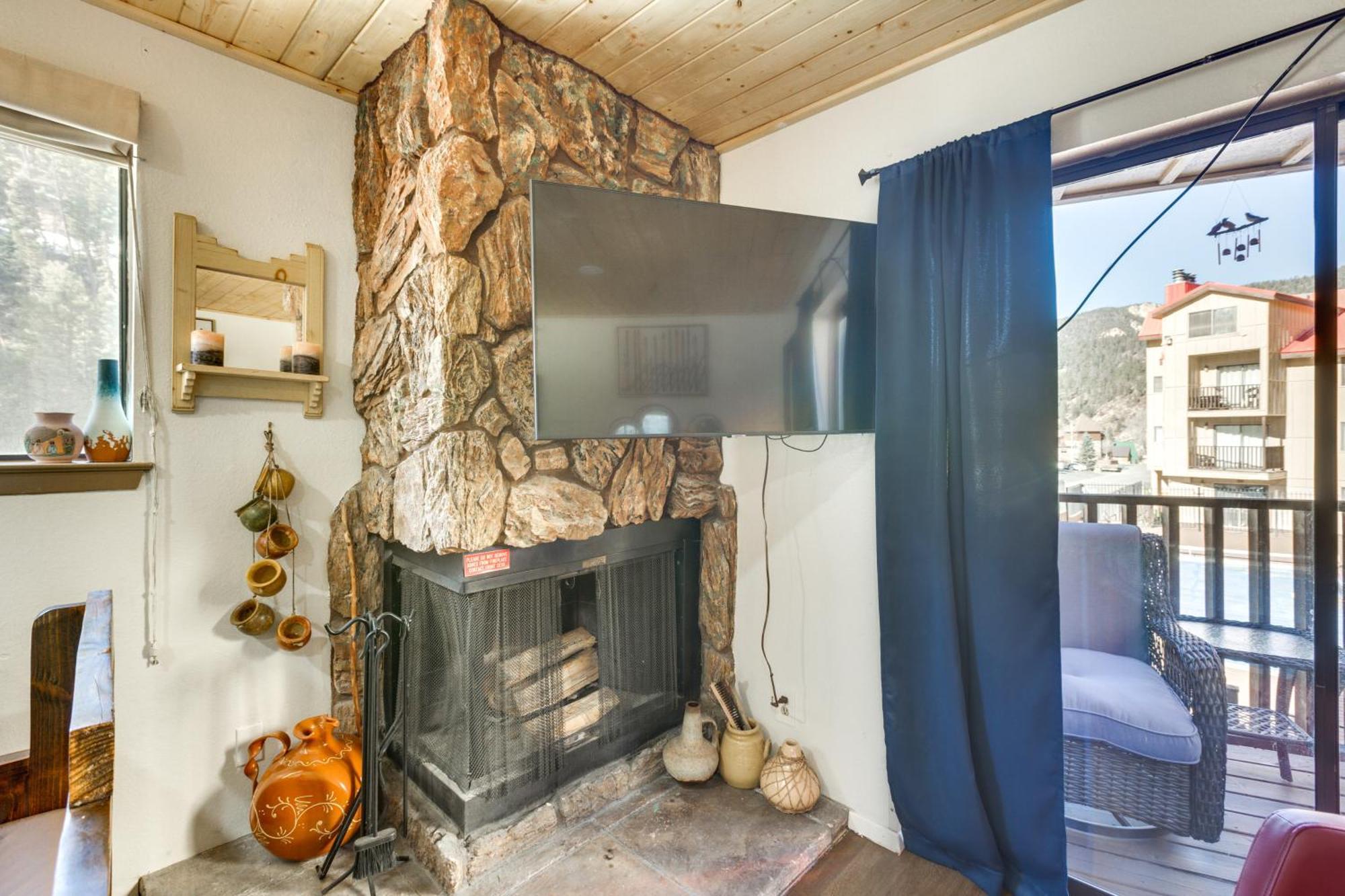 Ski-In Red River Retreat Balcony, Mountain Views! Exterior foto