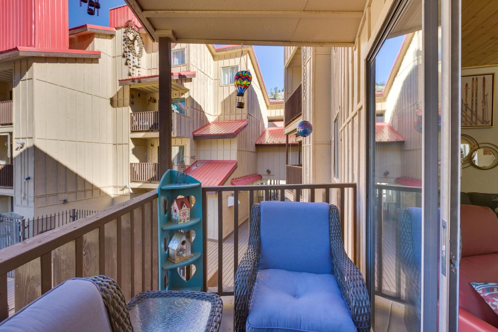 Ski-In Red River Retreat Balcony, Mountain Views! Exterior foto