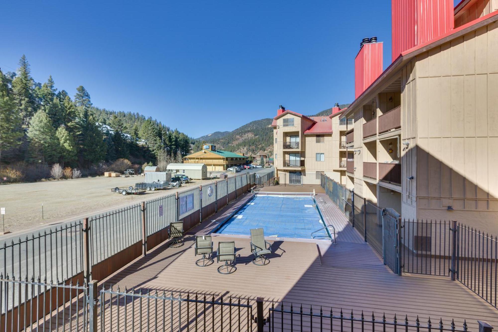 Ski-In Red River Retreat Balcony, Mountain Views! Exterior foto